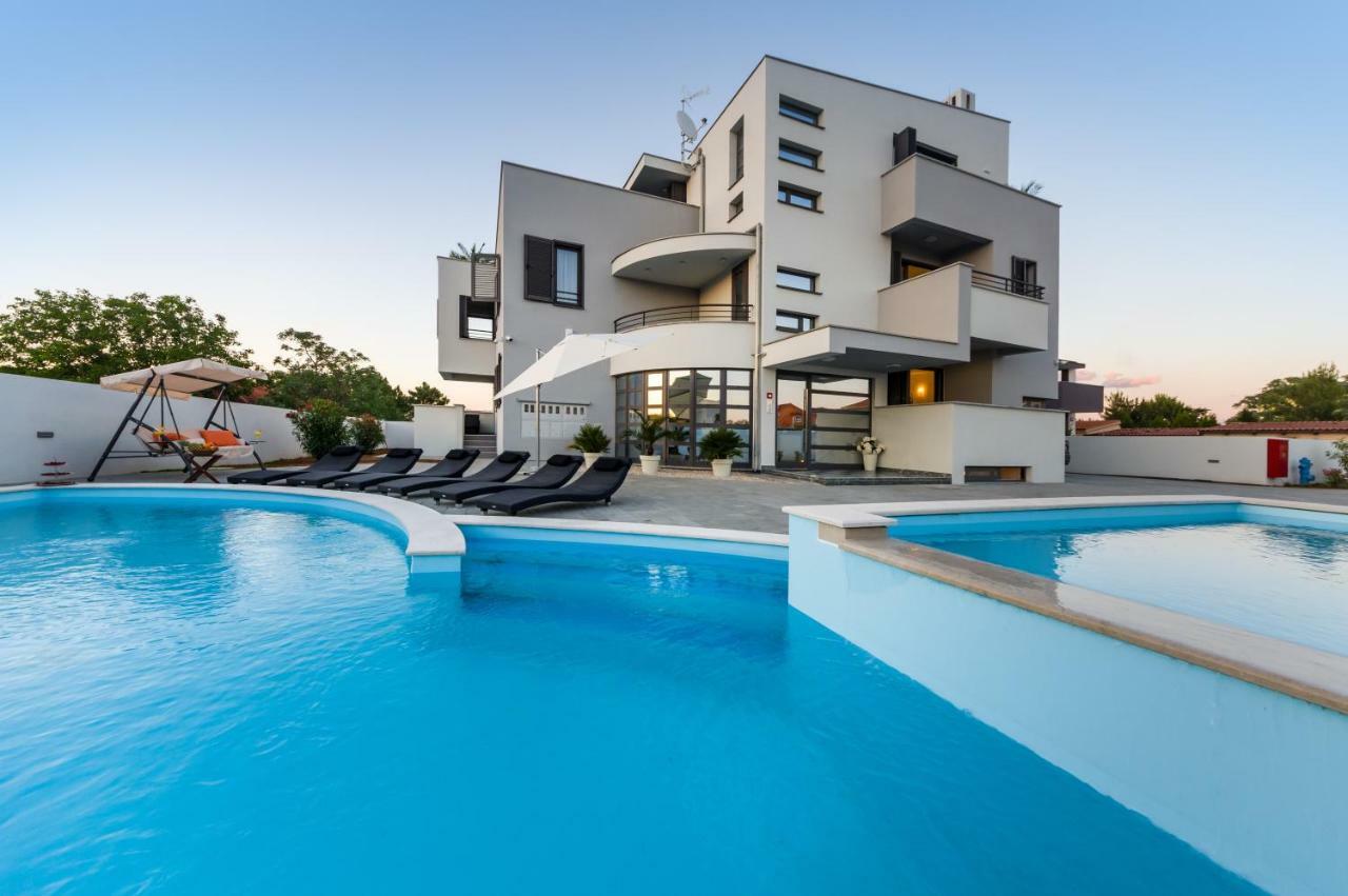 Apartments Menalo 자톤 외부 사진