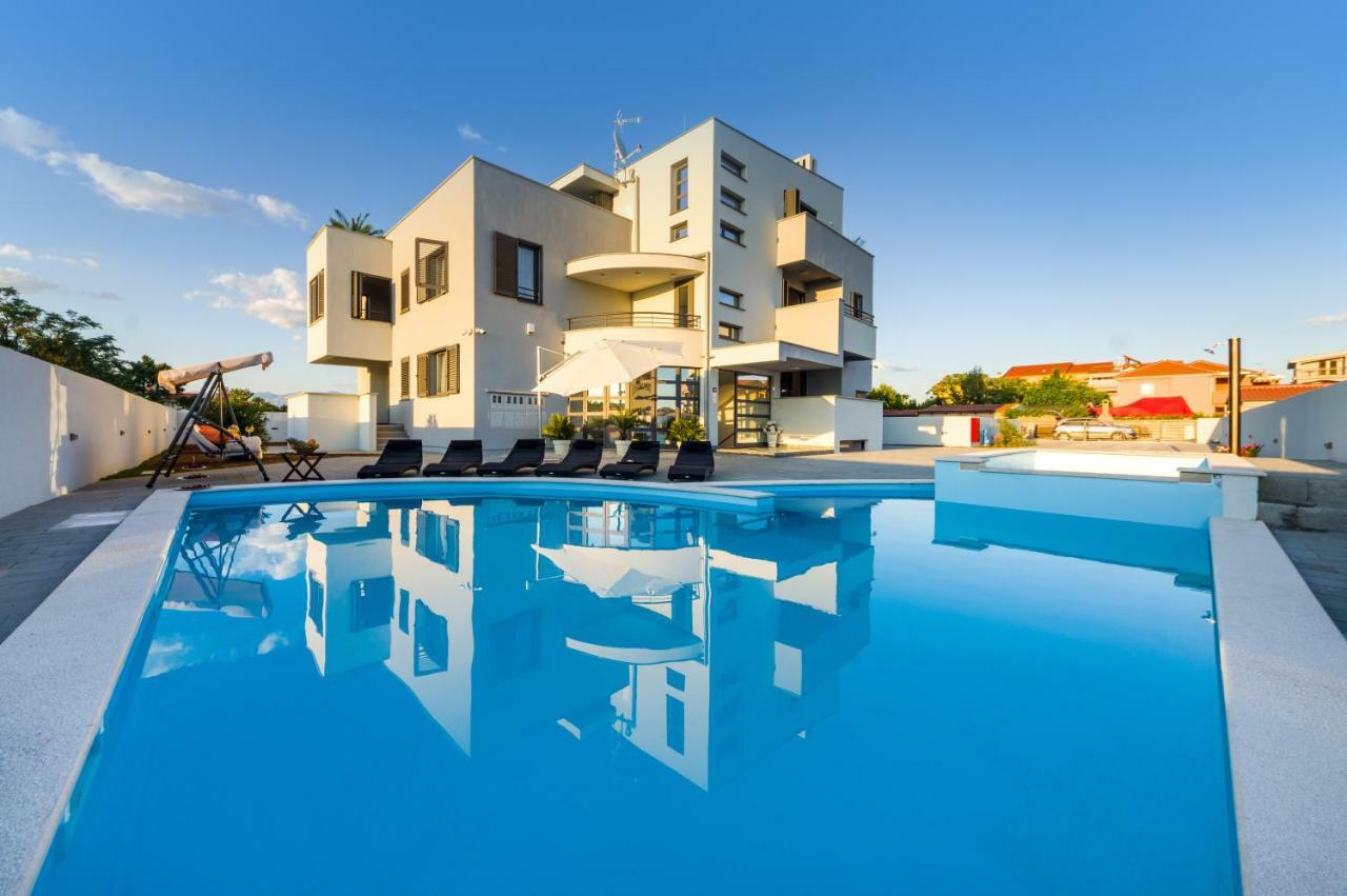 Apartments Menalo 자톤 외부 사진